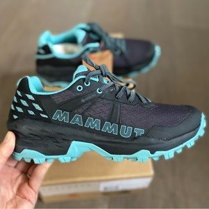 New! 🥾🏔️ Mammut Gore-Tex Sertig II low Hiking shoes size 7.5 Swiss Design